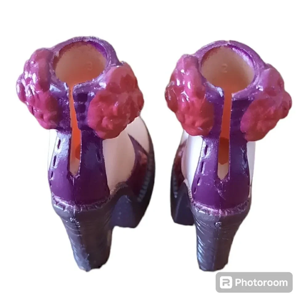 2005 Birthday Club Nolee Mattel Barbie My Scene Doll Shoes Red Heels